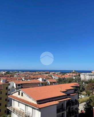 3 LOCALI A SCALEA