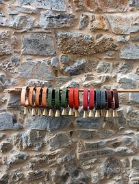 Collari in cuoio con campanella