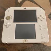 Nintendo 2DS (schermo non si vede)