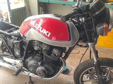 Suzuki GSX 250 S