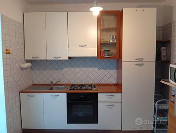 Ottimi mobili -  CUCINA, TAVOLO,SEDIE, etc