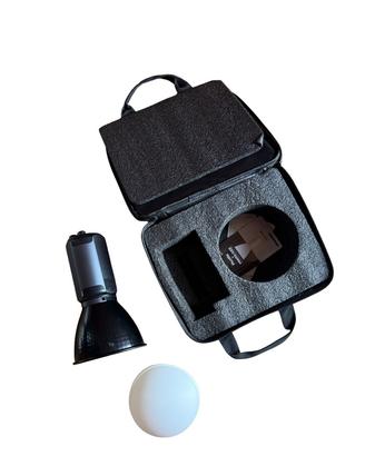 PORTABLE PHOTOGRAPHY LIGHT