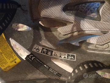 Casco bicicletta