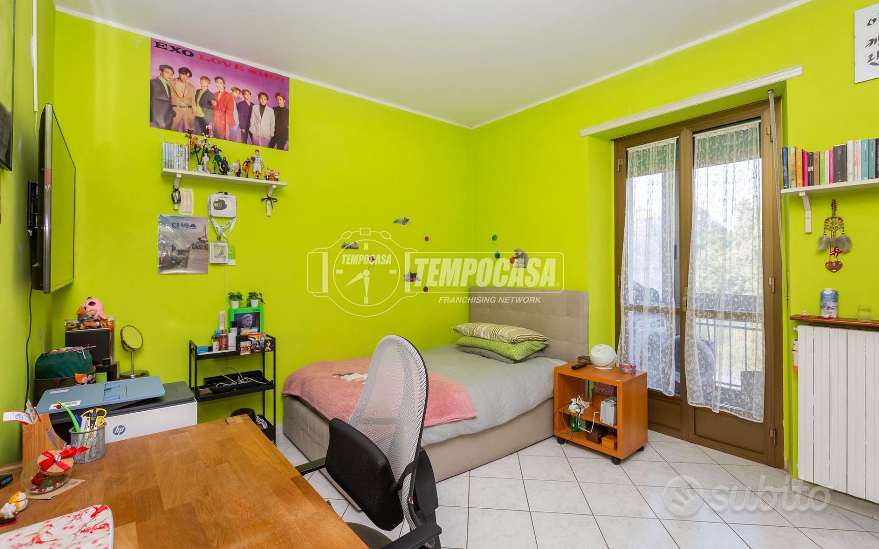 APPARTAMENTO PICCOLO CONDOMINIO, ULTIMO PIANO E RI - Vista 2