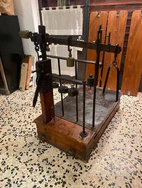 bilancia antica da mugnaio