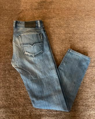 Jeans Diesel VIKER Vintage Straight IT 45
