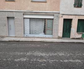 Negozio in centro a Gonars