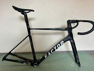 Telaio Factor O2 VAM Storm Grey