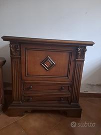 Mobili, tavolini, credenze per sgombero casa