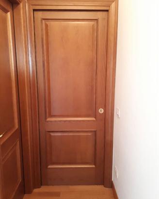 Porta in legno per interni