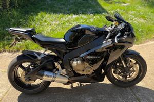 CBR1000
