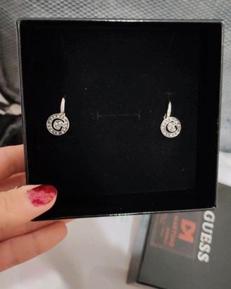 Orecchini guess mai messi nuovi con cartellino