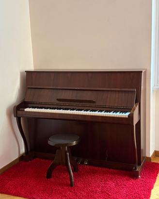 Pianoforte verticale Clement in buone condizioni –