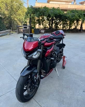 Triumph Street triple 765 RS