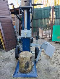 Spaccalegna a scoppio verticale