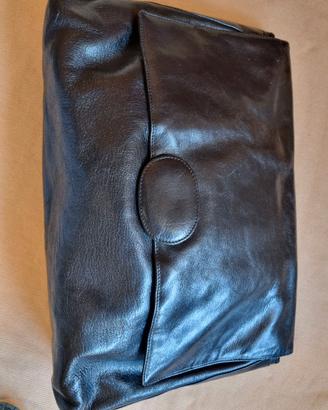 Borsa nera in pelle