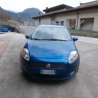 Fiat Grande Punto 1.3 MJT 90 CV 5 porte Neopatenta