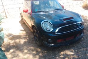 mini Cooper 1400 benzina