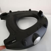 Piastra portabauletto Givi Monokey M5