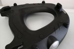 Piastra portabauletto Givi Monokey M5