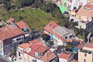 Annunziata: ampia soluzione con giardino