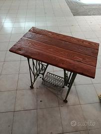 tavolino legno e ferro battuto 