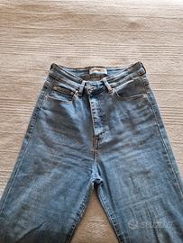 pantaloni jeans da donna