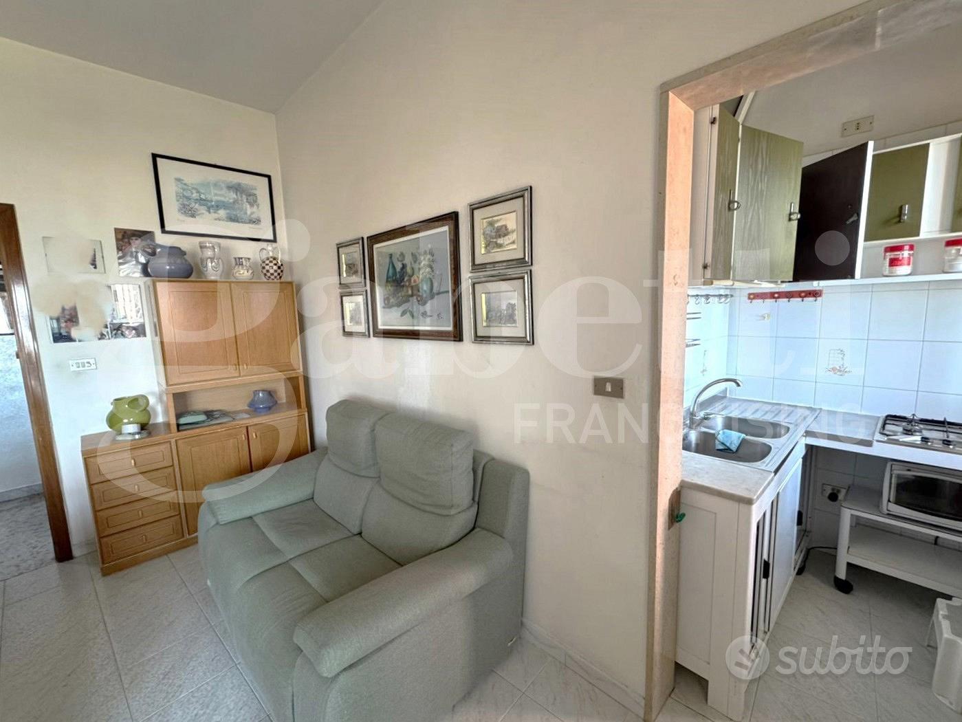 Apartment in Bari, Poggiofranco, Municipio 2 - Altro