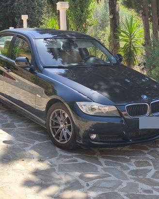 Berlina  BMW 320d 180000 km reali