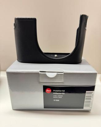 Leica Protector-Q2 19566 custodia in pelle nera