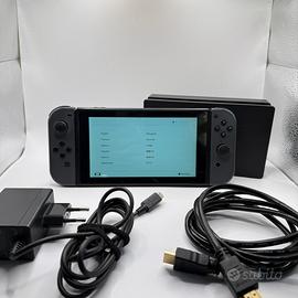 Nintendo Switch + SD 64GB - Perfette Condizioni