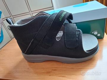Scarpa ortopedica universale