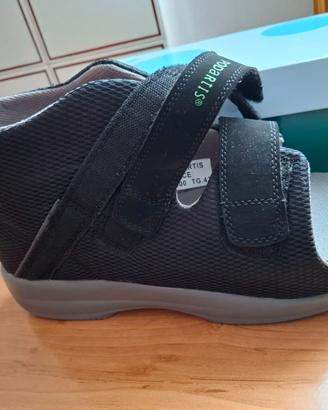 Scarpa ortopedica universale