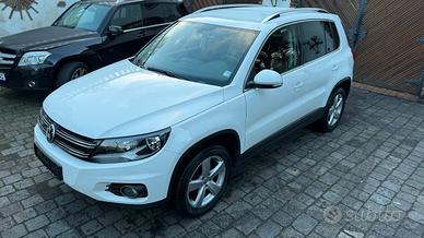 Volkswagen Tiguan 2.0 TDI 140CV 4MOTION DSG Sport 