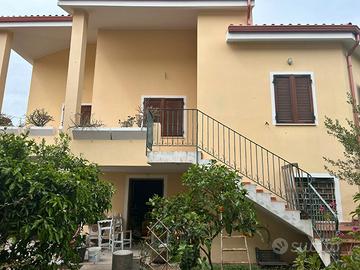 ? BARUMINI, VILLA INDIPENDENTE di 300 mq