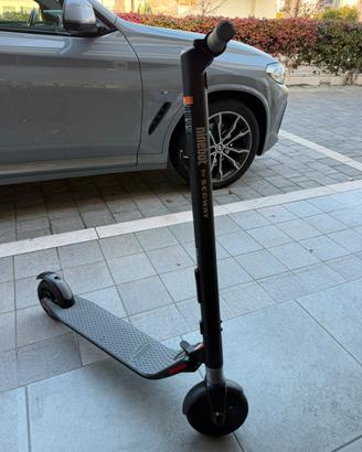 Monopattino elettrico Ninebot by Segway