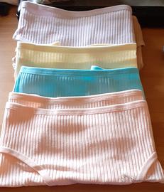 piccolo stock di intimo