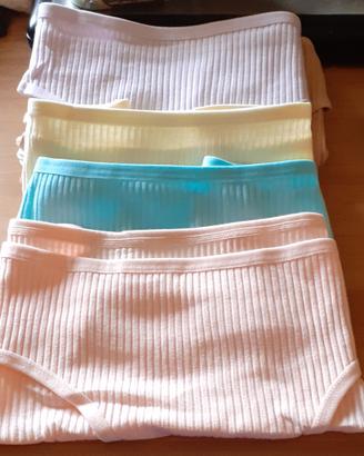 piccolo stock di intimo