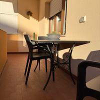 Tavolo da giardino in pietra e ferro battuto