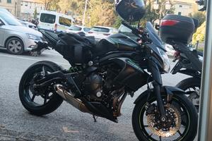Kawasaki ER 6N - 2016