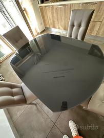 tavolo allungabile girevole + 4 sedie in ecopelle