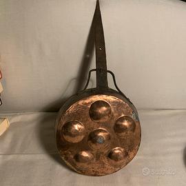 Pentola in rame  per la cottura delle lumache