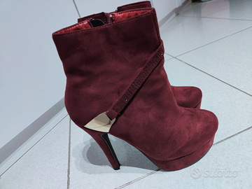 Stivaletti bordeaux