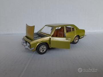 MODELLO AUTO ALFA ROMEO ALFETTA MEBETOYS NO BURAGO