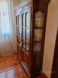 Mobile Vetrinetta in legno massiccio 