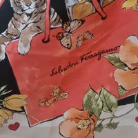 Foulard Salvatore Ferragamo originale 