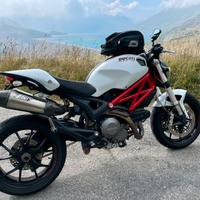Monster 796