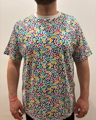 T-shirt “H&M” a fantasia NUOVA