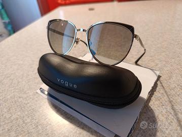 occhiali Vogue+ molta bigiotteria €35