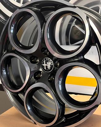 Cerchi in lega originali ALFA ROMEO 18 pollici QV